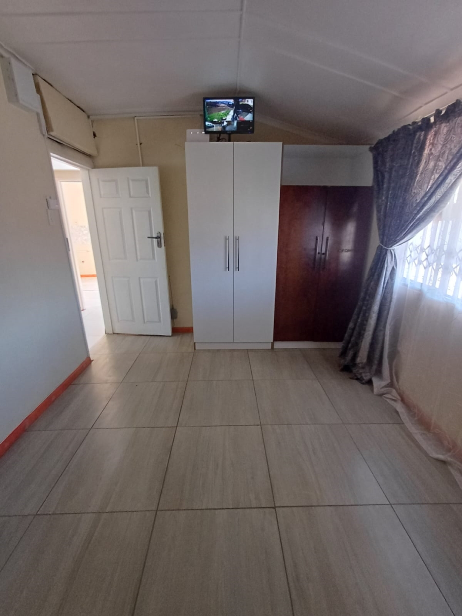 To Let 2 Bedroom Property for Rent in Ezibeleni Eastern Cape